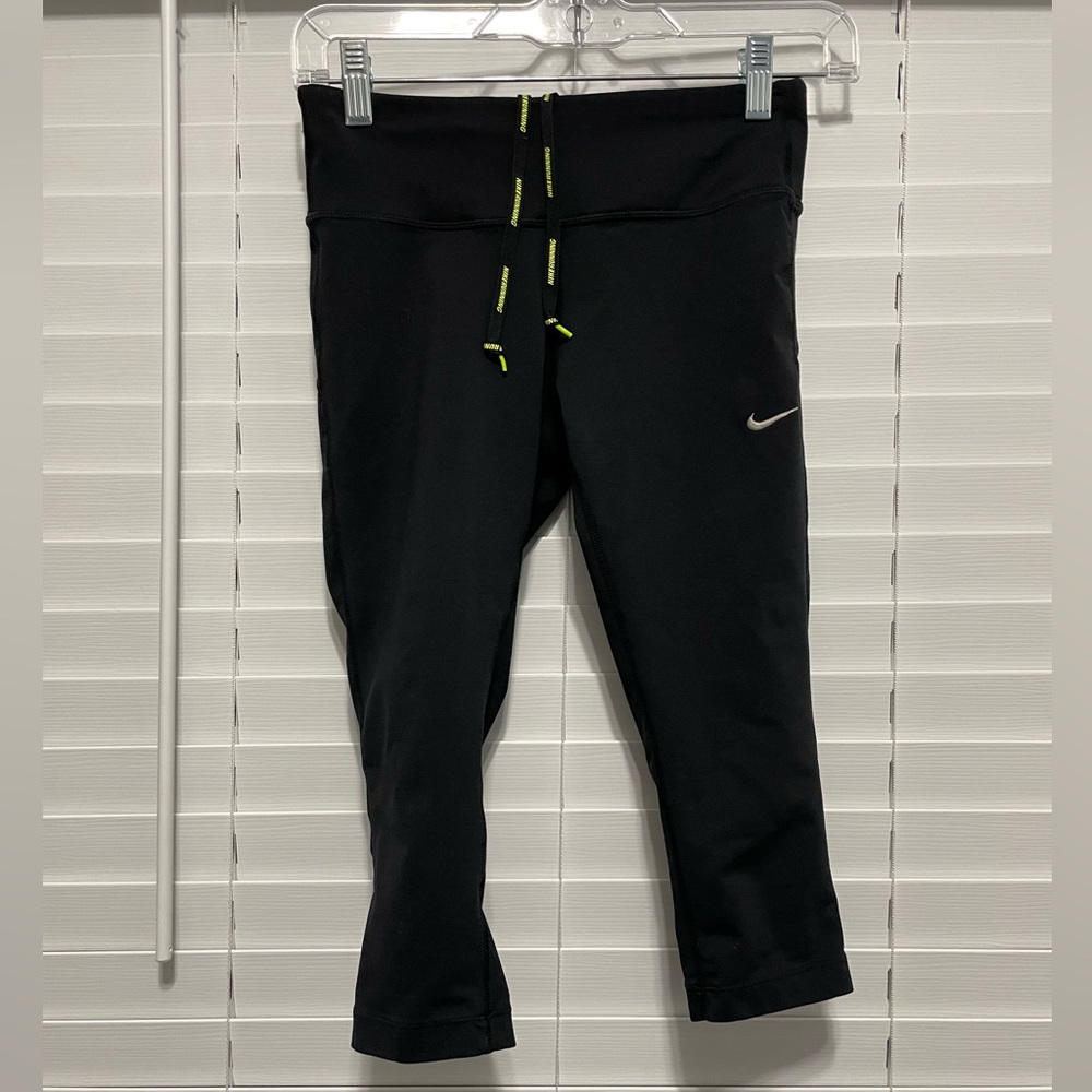Like New Nike dri-fit capris